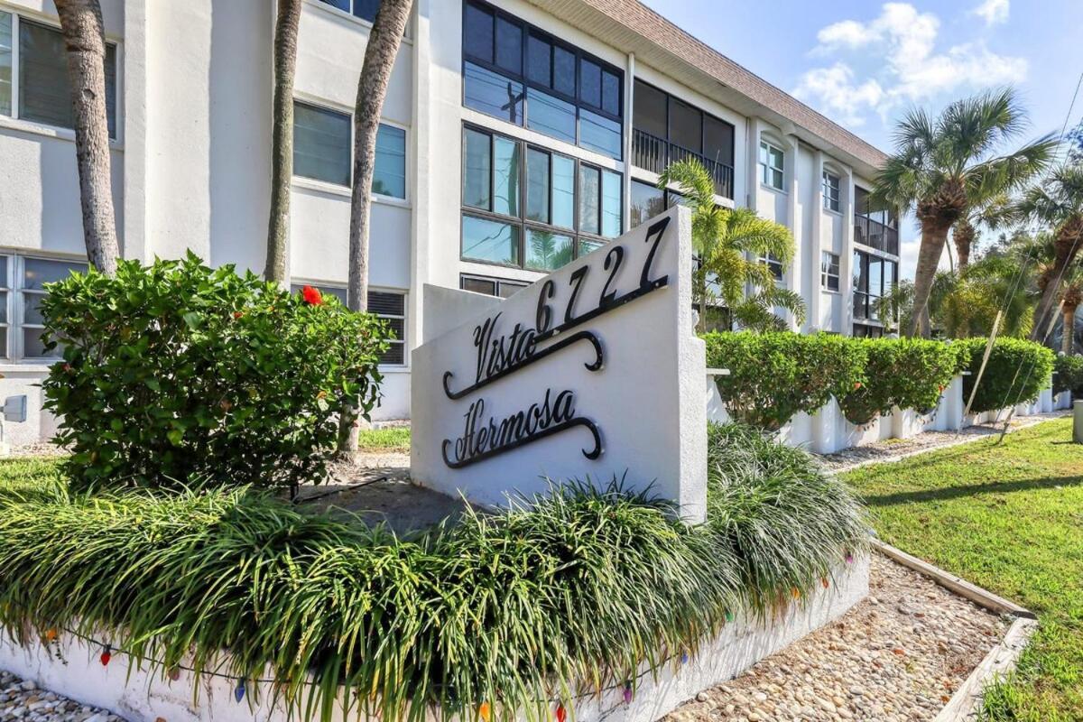 2 Bed 2 Bath Centrally Located On Siesta Key Sarasota Eksteriør billede