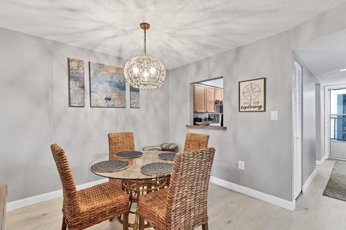 2 Bed 2 Bath Centrally Located On Siesta Key Sarasota Eksteriør billede