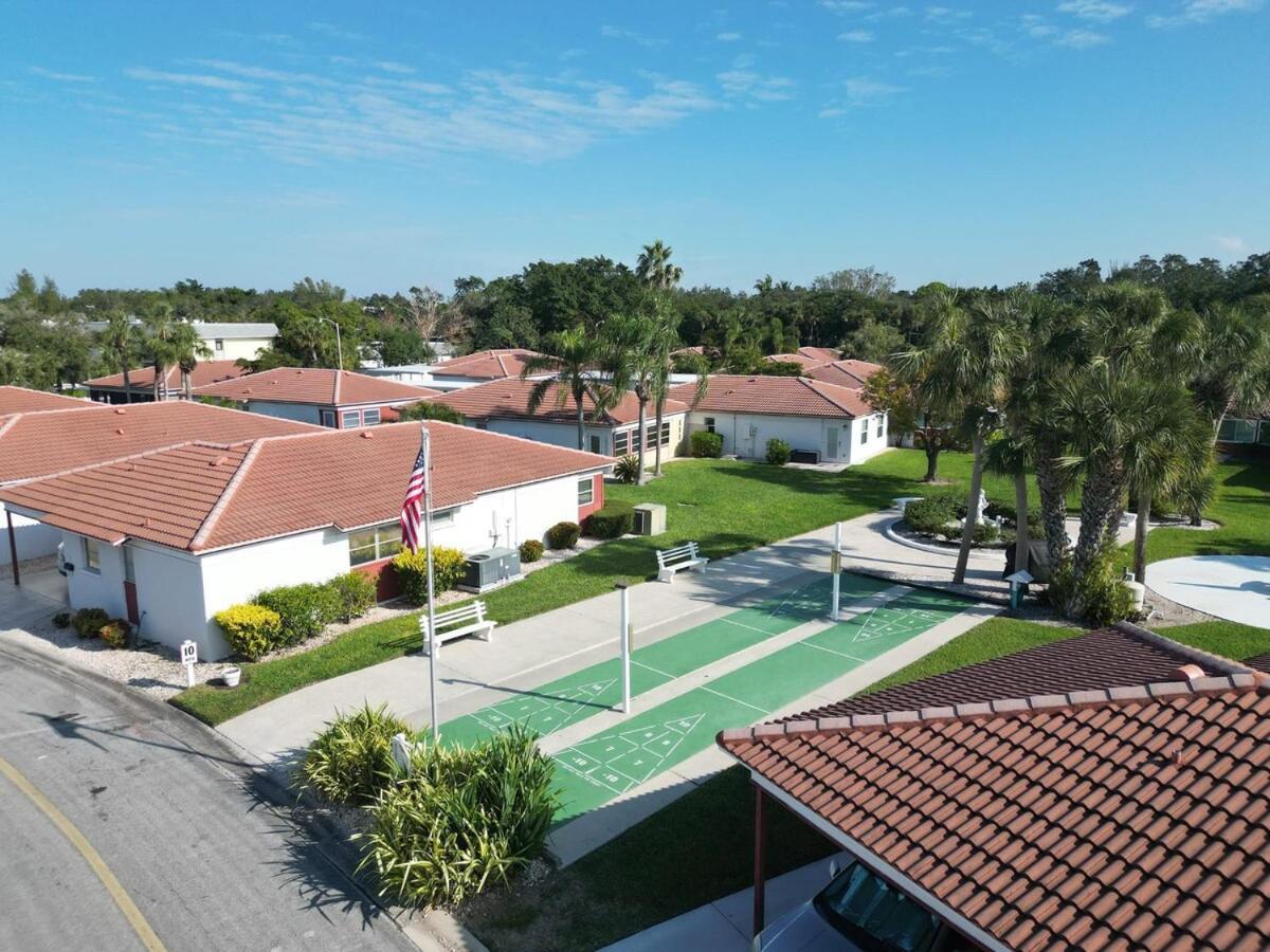 2 Bed 2 Bath Centrally Located On Siesta Key Villa Sarasota Eksteriør billede